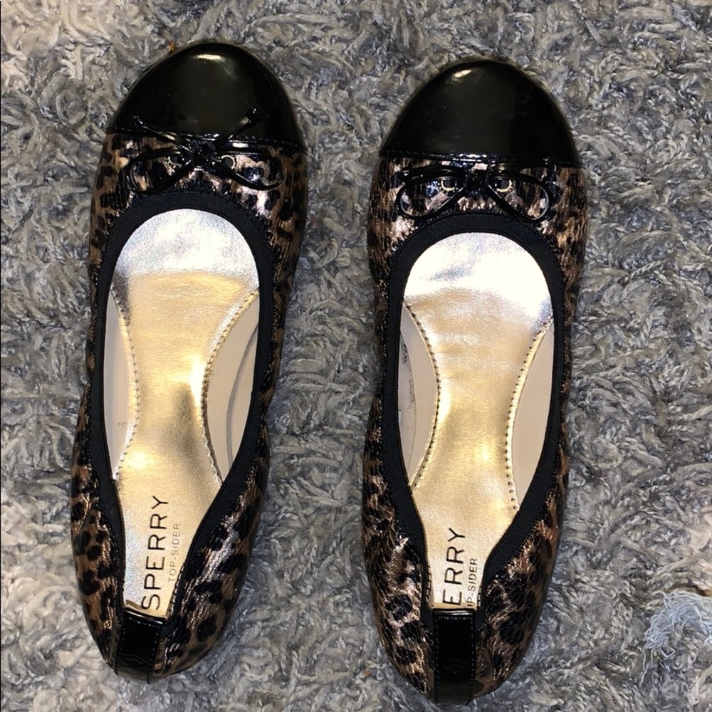 Sperry top sider leopard ballet flats.